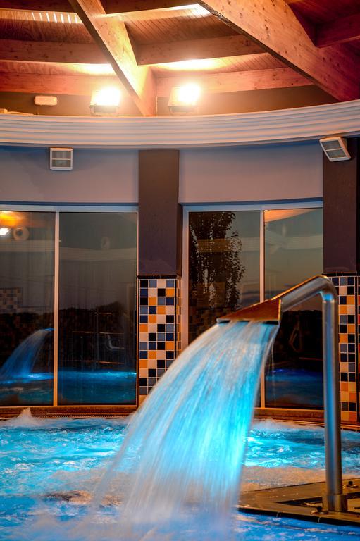 Hotel Balneario El Raposo Puebla de Sancho Pérez Eksteriør billede